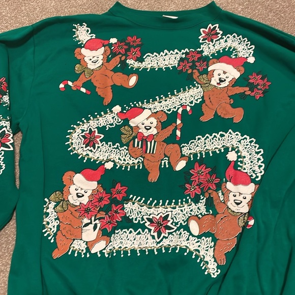 CHRISTMAS ON MAINSTREET Green Sweatshirt w/Bears Bows Flowers Size XL - Picture 2 of 9